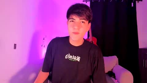 jaythomax online show from 4, 11, 2025