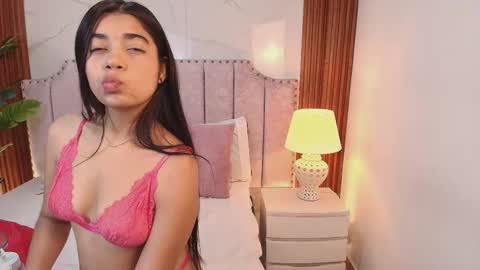 Jazmin online show from 7, 11, 2025