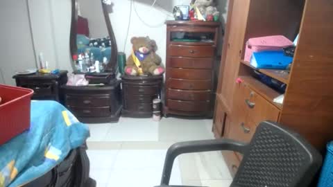 Snapshot of jazmin_rios chatting on 8, 7, 2026 jazmim online show from 8, 7, 2026