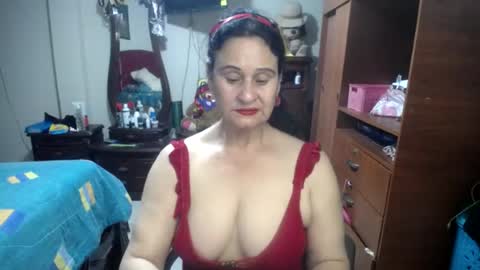 Snapshot of jazmin_rios chatting on 19, 7, 2026 jazmim online show from 19, 7, 2026