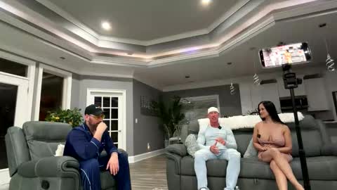 jazmine_jr_cruz online show from 27, 2, 2026