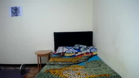 Snapshot of jboy_s chatting on 10, 3, 2025 jboy_s online show from 10, 3, 2025