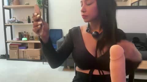 Snapshot of jbrow12 chatting on 5, 10, 2025 jbrow12 online show from 5, 10, 2025