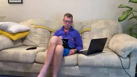 Jon online show from 27, 10, 2025