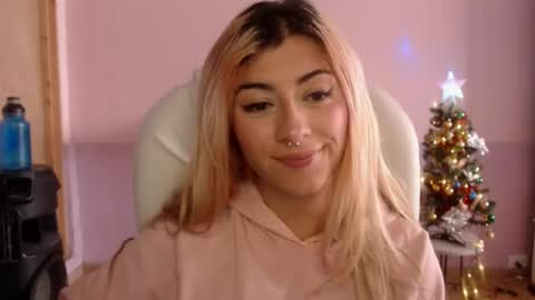 Jean online show from 5, 12, 2024