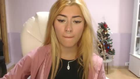 Jean online show from 4, 3, 2025