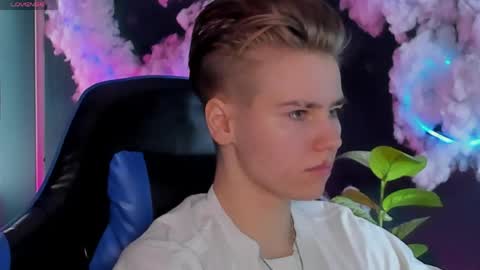 jean_wilsons online show from 13, 4, 2026