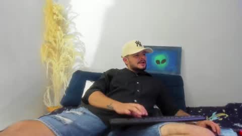 Snapshot of jeann_alex chatting on 13, 6, 2026 Jean alex online show from 13, 6, 2026