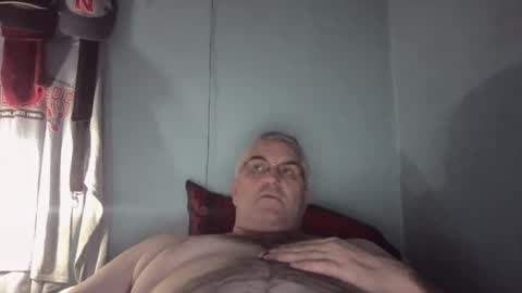 Snapshot of jecko71 chatting on 2, 2, 2025 dadbody71 online show from 2, 2, 2025