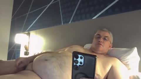 Snapshot of jecko71 chatting on 9, 3, 2025 dadbody71 online show from 9, 3, 2025