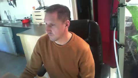 Snapshot of jef74700 chatting on 31, 12, 2024 Jrme online show from 31, 12, 2024