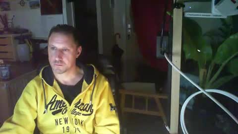 Snapshot of jef74700 chatting on 8, 1, 2025 Jrme online show from 8, 1, 2025