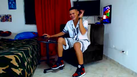 Snapshot of jeffer21_hot chatting on 27, 5, 2026 jeffer21_hot online show from 27, 5, 2026