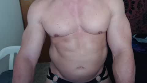 Snapshot of jefmuscletw chatting on 25, 1, 2025 brayam online show from 25, 1, 2025
