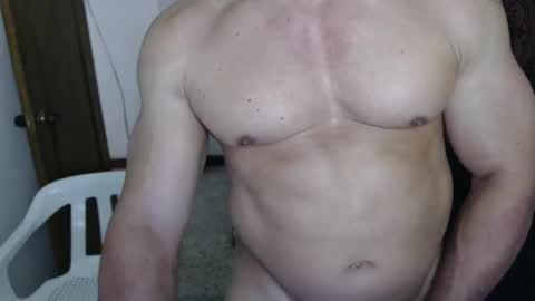 Snapshot of jefmuscletw chatting on 30, 1, 2025 brayam online show from 30, 1, 2025