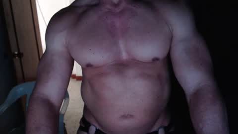 Snapshot of jefmuscletw chatting on 25, 2, 2025 brayam online show from 25, 2, 2025