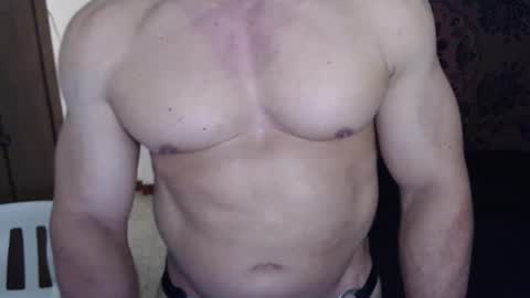 Snapshot of jefmuscletw chatting on 26, 2, 2025 brayam online show from 26, 2, 2025