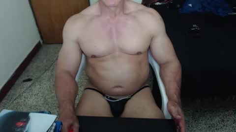 Snapshot of jefmuscletw chatting on 9, 3, 2025 brayam online show from 9, 3, 2025