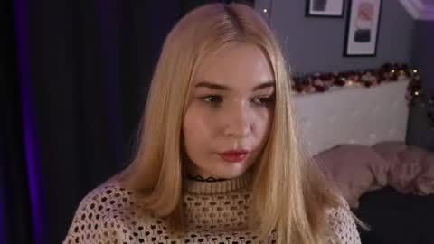 Snapshot of jelena_cuc chatting on 28, 5, 2026 Sofia online show from 28, 5, 2026