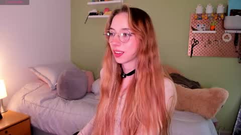 Snapshot of jelly_w5 chatting on 30, 4, 2026 Jelly online show from 30, 4, 2026