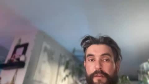 Guy Jones online show from 4, 12, 2025