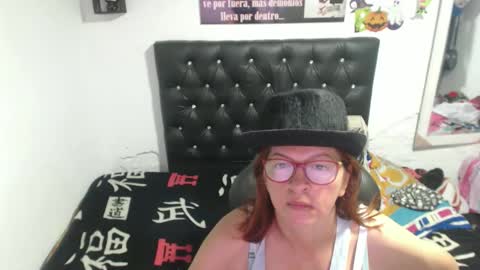 Snapshot of jellyfishhot chatting on 27, 10, 2025 Natalia online show from 27, 10, 2025