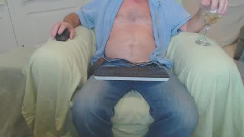 Snapshot of jemmy10708 chatting on 17, 9, 2025 jemmy10708 online show from 17, 9, 2025