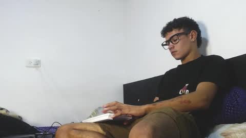 Snapshot of jenfrysuarez chatting on 27, 11, 2025 jenfrysuarez online show from 27, 11, 2025