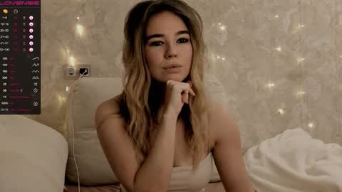 EvaSileZ online show from 8, 11, 2025