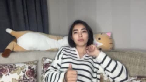 Snapshot of jenifersimon chatting on 10, 10, 2025 Jenifer online show from 10, 10, 2025