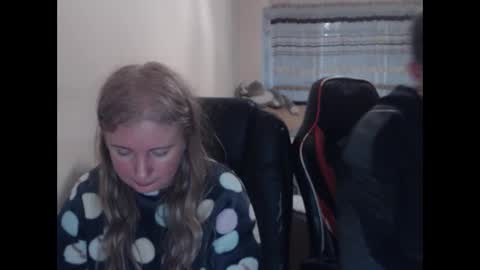 JenisAndPeter online show from 2, 4, 2026