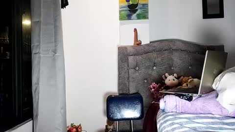  Isabella  online show from 25, 10, 2025