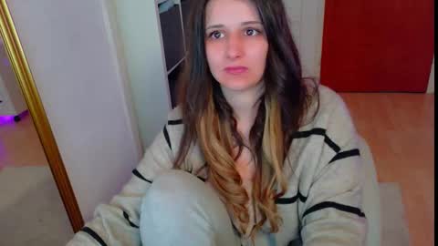 Snapshot of jenna_sxy19 chatting on 29, 9, 2025 jennasxy19 online show from 29, 9, 2025