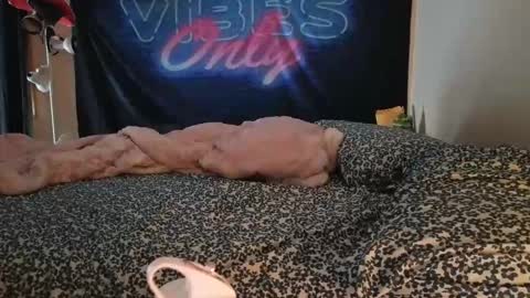  Dragon Queen. Be my Dragon --  and  online show from 30, 3, 2026