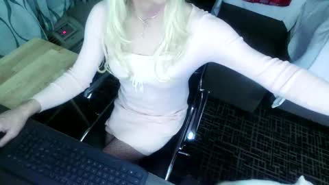 Snapshot of jennacd4life chatting on 28, 12, 2024 Jenna Cross online show from 28, 12, 2024