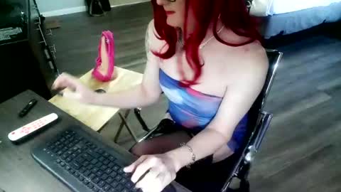 Snapshot of jennacd4life chatting on 9, 3, 2025 Jenna Cross online show from 9, 3, 2025