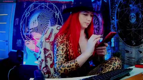 Snapshot of jennalovvee chatting on 6, 1, 2025 Mrs. Jenna online show from 6, 1, 2025