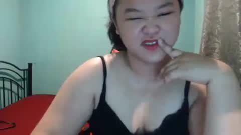 Snapshot of jennalyn_19 chatting on 4, 3, 2025 jennalyn_19 online show from 4, 3, 2025