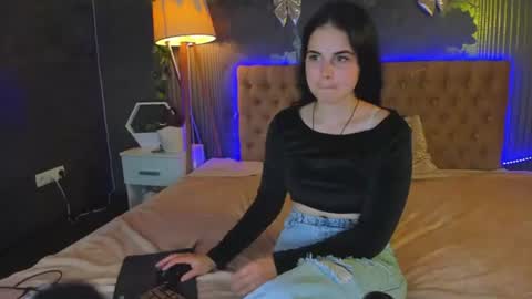 Snapshot of jennamiu chatting on 11, 7, 2026 Jenna online show from 11, 7, 2026