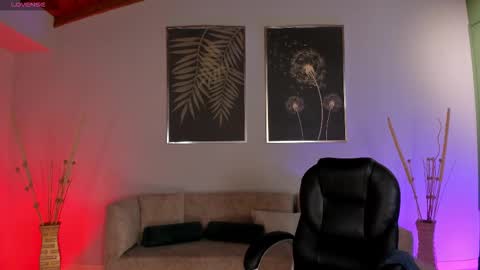 Jenna Olson  online show from 19, 9, 2025