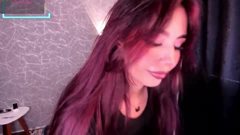 Jenner online show from 12, 10, 2025