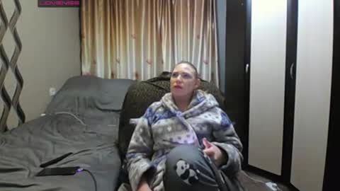 JenniDeep online show from 6, 3, 2026