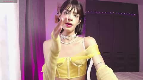 Snapshot of jennie_minatozaki chatting on 7, 7, 2026 s new account online show from 7, 7, 2026