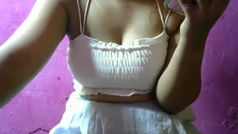 Snapshot of jenniella chatting on 24, 2, 2025 jenniella online show from 24, 2, 2025