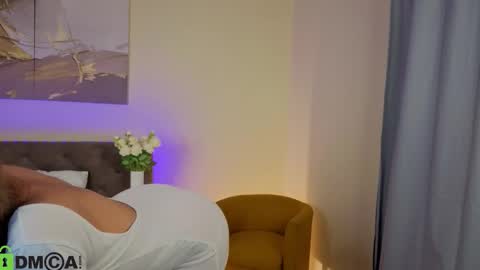 Jennifer hayess online show from 18, 12, 2025