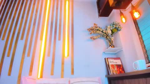 Jennifer vega  online show from 8, 11, 2025