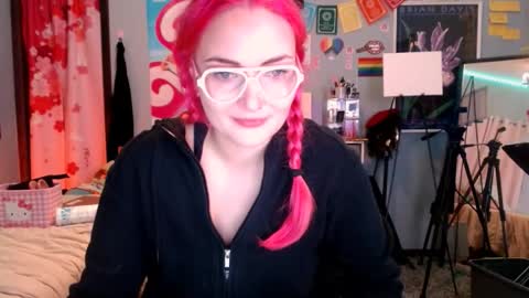 Snapshot of jennifergwen chatting on 29, 10, 2025 Jennifer Gwen online show from 29, 10, 2025