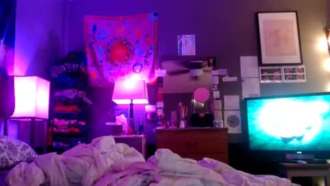 Jennifer Gwen online show from 3, 7, 2026