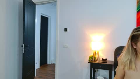 Jenny online show from 13, 10, 2025