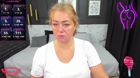 Snapshot of jenniferlight chatting on 1, 12, 2024 Jennifer online show from 1, 12, 2024